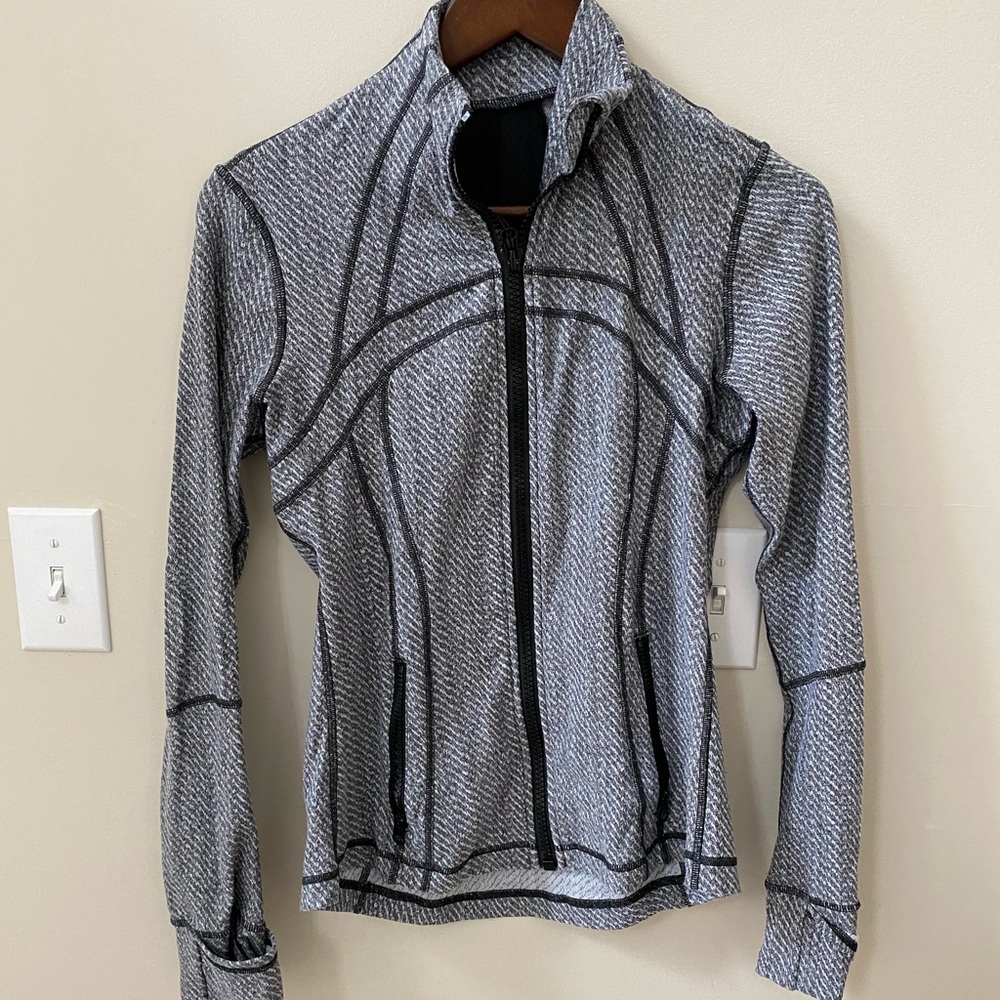 Lululemon zip up